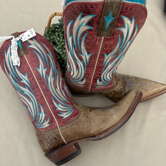 ARIAT POINTED TOE WESTERN COWBOY COWGIRL COLORFUL TURQUOISE BOOTS 7.5 GUC - Picture 1 of 9